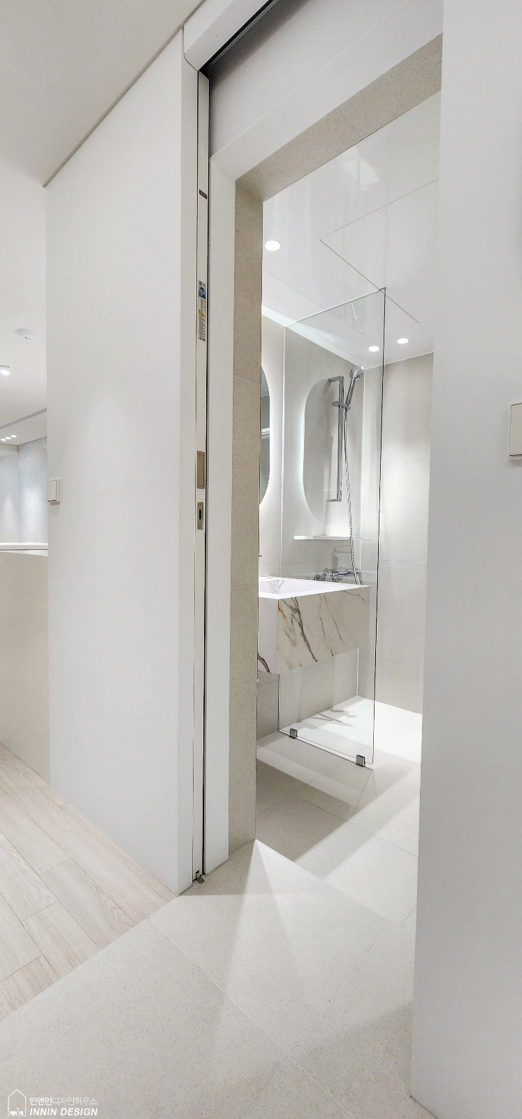 /user/i/innindesign/editor/2309/911966456f80ebac656fe0e50a8c49f2_1693998703_0693.png 이미지크게보기