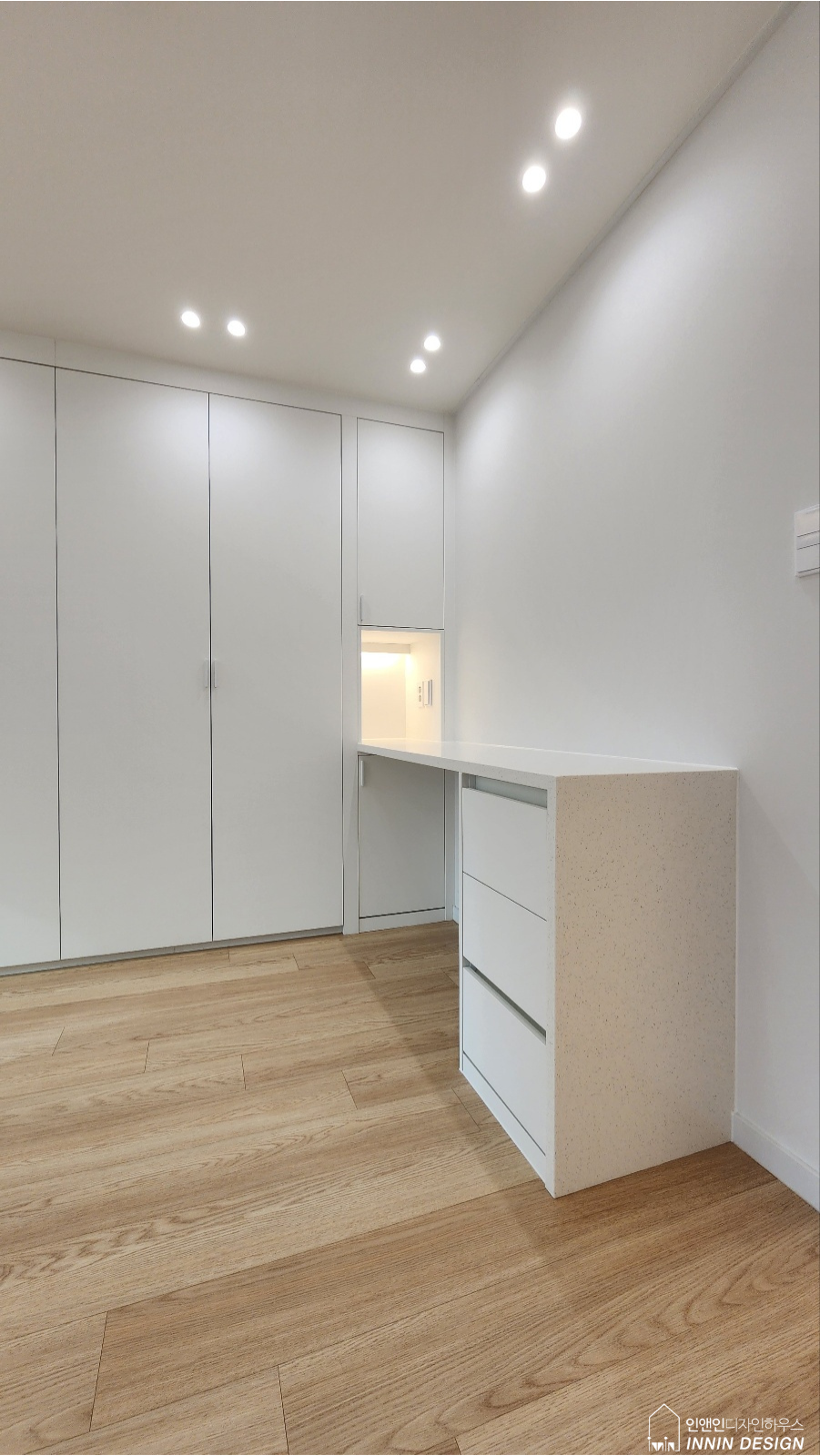 /user/i/innindesign/editor/2505/23ee1f960851cdd2d780341c9b86d121_1746173723_3901.png 이미지크게보기