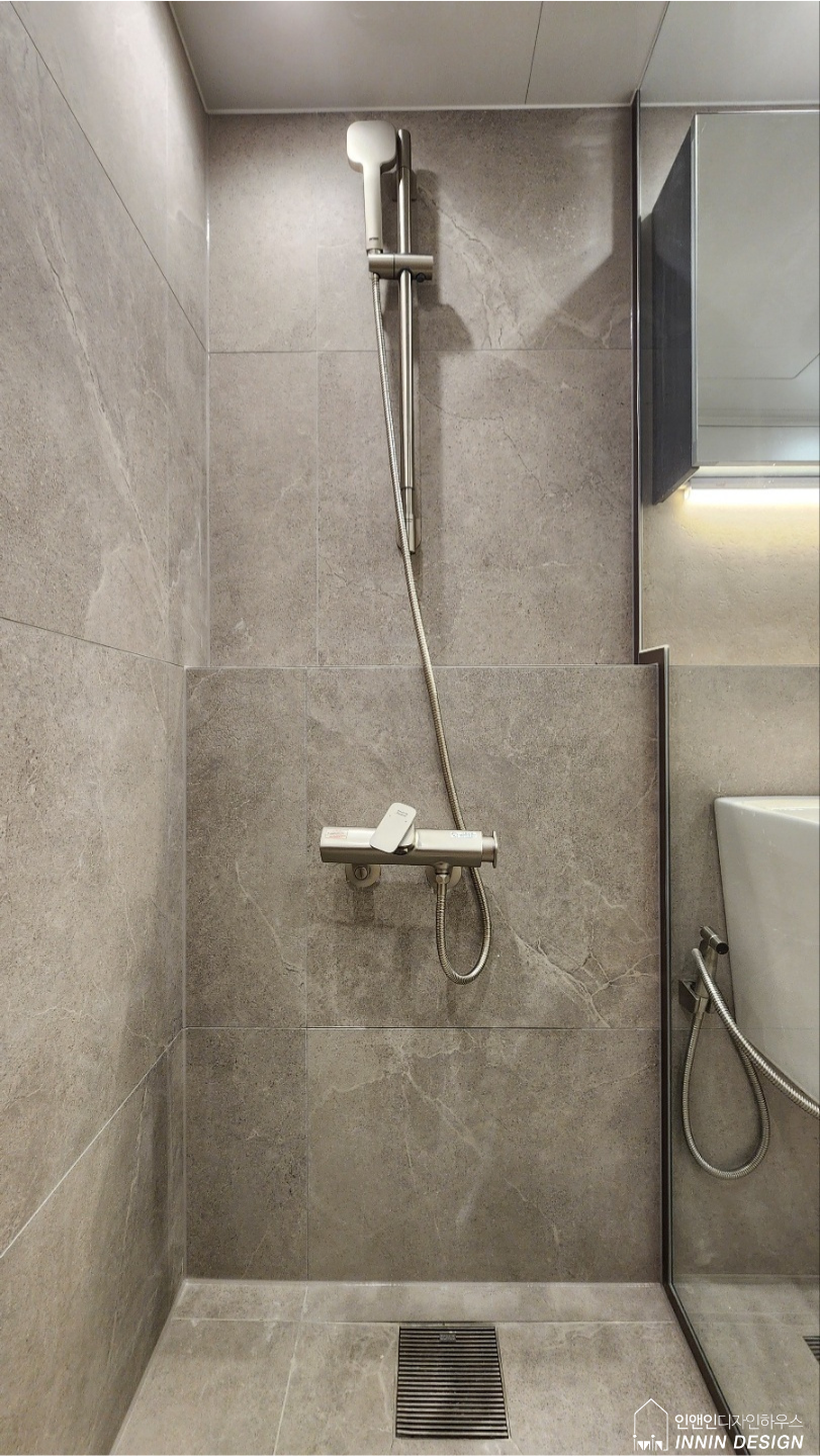 /user/i/innindesign/editor/2505/6a3d7df84c8c81bb88385c7e7f780802_1747747739_5731.png 이미지크게보기